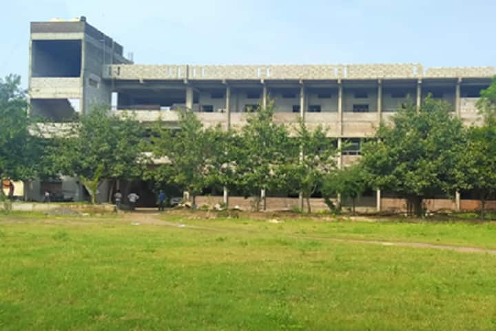 Narayanrao Nagre College campus in Buldana, Maharashtra, India — photo 2