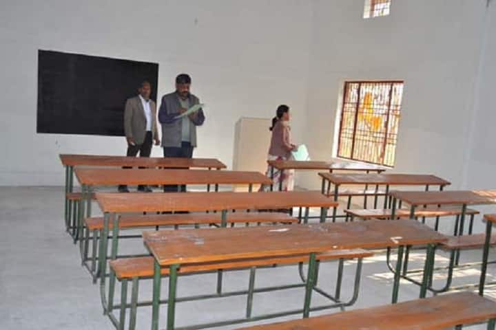 Shri Ram Singh Guleria Snatkottar Mahavidyalaya campus in Faizabad, Uttar Pradesh, India — photo 3