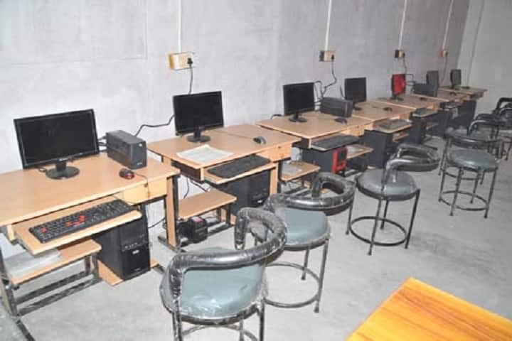 Shri Ram Singh Guleria Snatkottar Mahavidyalaya campus in Faizabad, Uttar Pradesh, India — photo 4