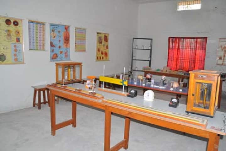 Shri Ram Singh Guleria Snatkottar Mahavidyalaya campus in Faizabad, Uttar Pradesh, India — photo 5