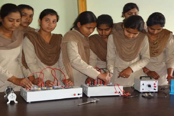 MKD Girls Degree College campus in Bijnor, Uttar Pradesh, India — photo 4