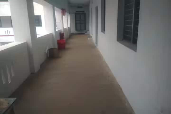 Sri Majety Guravaiah Degree College campus in Guntur, Andhra Pradesh, India — photo 3
