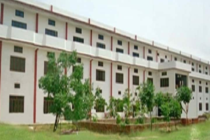 Shree Pukhraj Nagraj Ranka School of Nursing campus in Pune, Maharashtra, India — photo 1