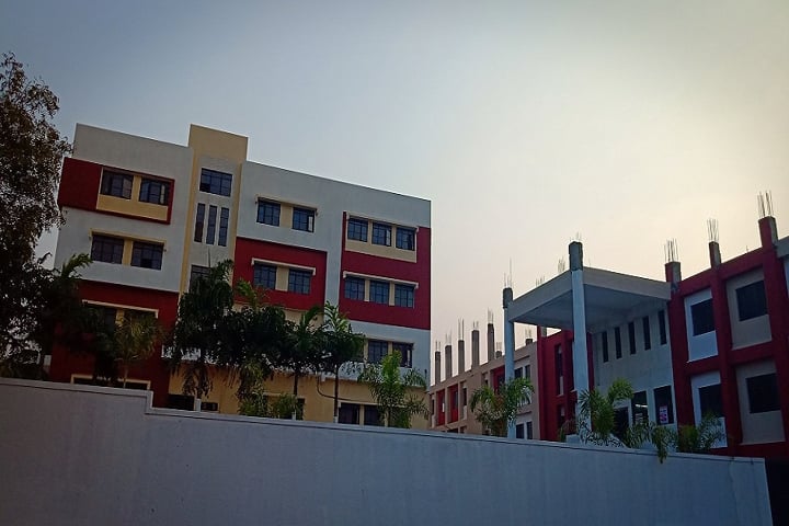 Kai Bhagubai Pingle Arts and Commerce Night College campus in Pune, Maharashtra, India — photo 1
