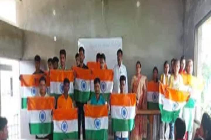 Late Nitin College campus in Pathri, Maharashtra, India — photo 3
