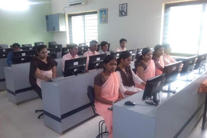 Gandhi Vocational College campus in Guna, Madhya Pradesh, India — photo 4