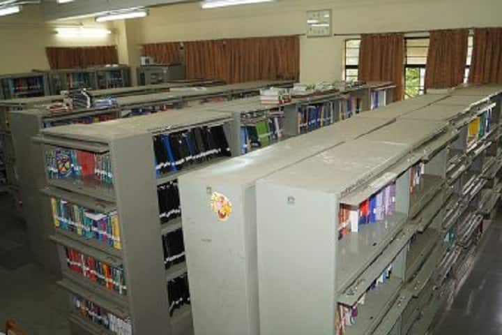 Bharati Vidyapeeth Deemed University College of Nursing campus in Pune, Maharashtra, India — photo 5