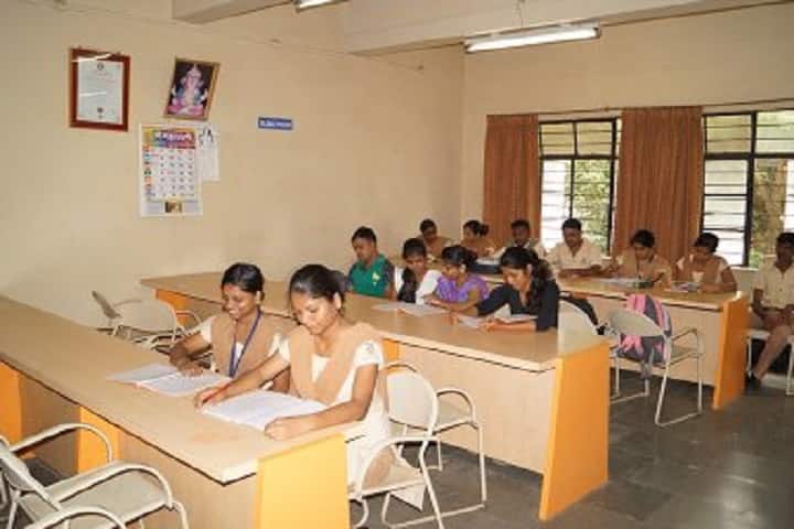 Bharati Vidyapeeth Deemed University College of Nursing campus in Pune, Maharashtra, India — photo 6