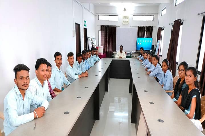 Mahatma Gandhi College of Agricultural Biotechnology campus in Nanded, Maharashtra, India — photo 3