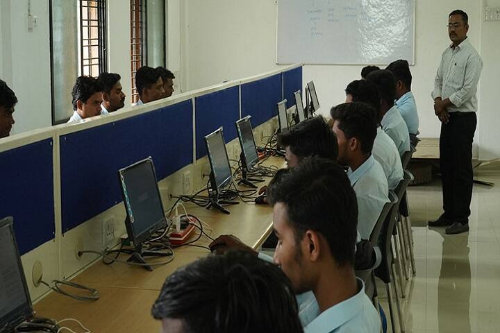 Mahatma Gandhi College of Agricultural Biotechnology campus in Nanded, Maharashtra, India — photo 6