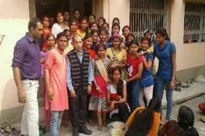 Purnidevi Chowdhury Girls College campus in Birbhum, West Bengal, India — photo 3