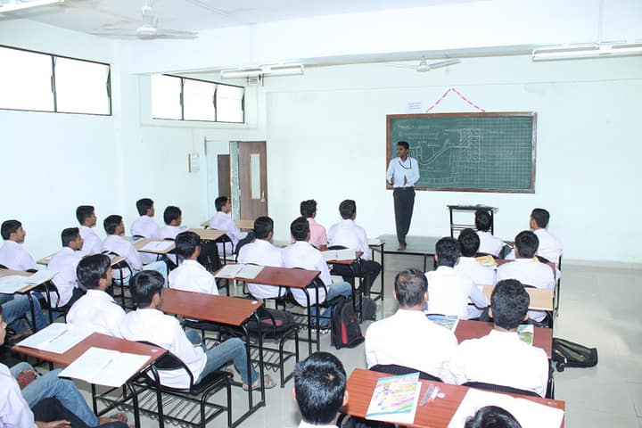 Nanasaheb Mahadik College of Engineering campus in Ashta, Maharashtra, India — photo 3