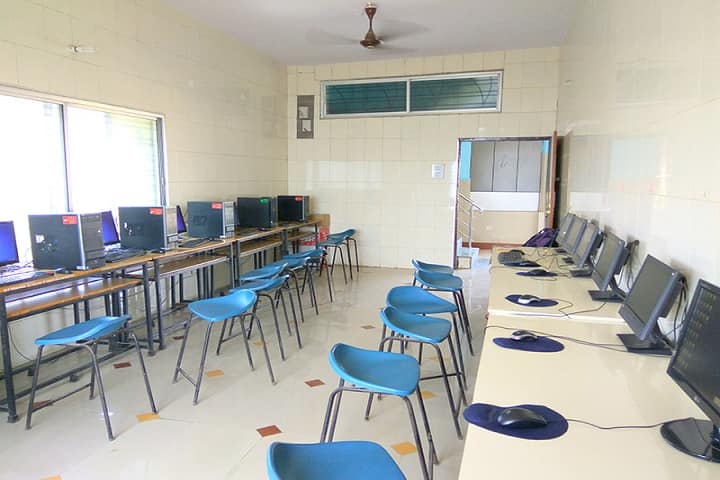 Urdu Adhyapak Vidyalaya campus in Nagpur, Maharashtra, India — photo 3