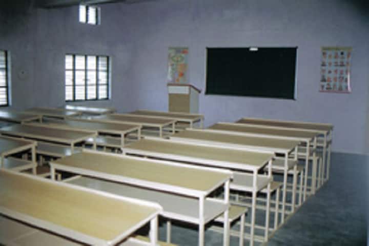 Urdu Adhyapak Vidyalaya campus in Nagpur, Maharashtra, India — photo 4