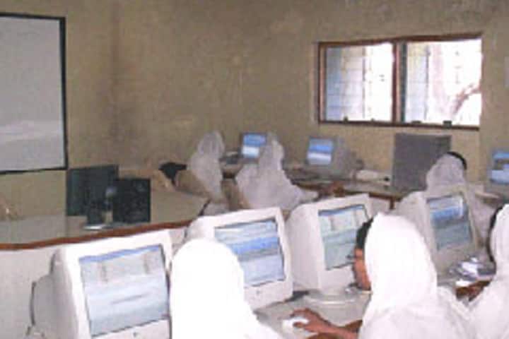 JAT Urdu Junior College of Education campus in Malegaon, Maharashtra, India — photo 4
