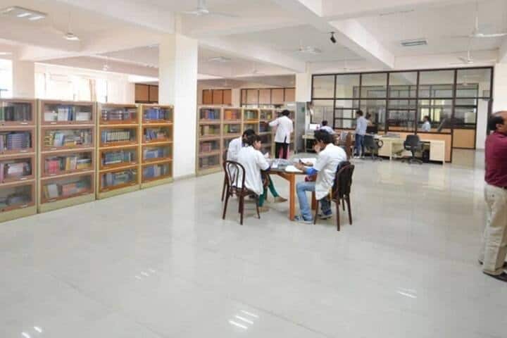 Faculty of Medicine and Health Sciences campus in Gurgaon, Haryana, India — photo 5