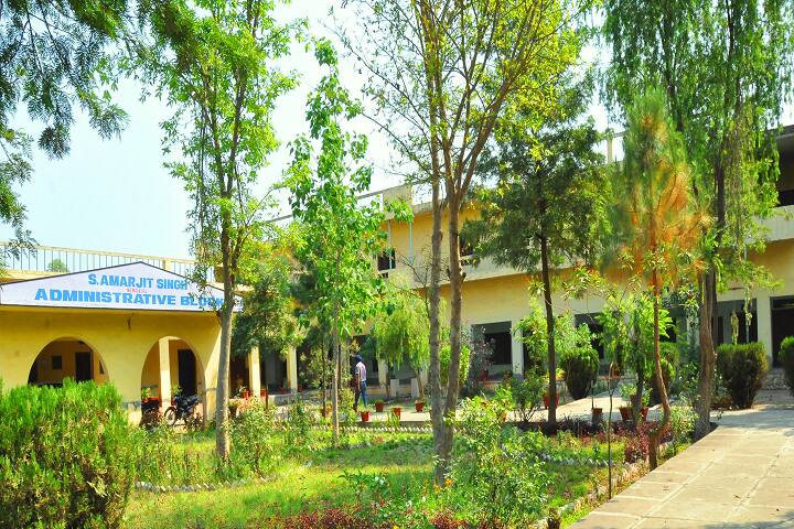 Saini Bar College campus in Hoshiarpur, Punjab, India — photo 2