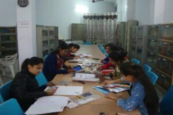 Rameshwar Dass Saraf Public Girls College campus in Rewari, Haryana, India — photo 3