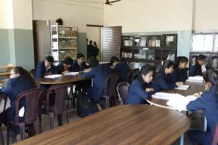 Hirwal Education Trust Hirwal Ratra Mahavidyalaya campus in Mahad, Maharashtra, India — photo 4