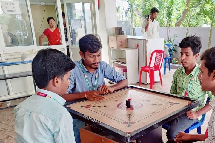 SDHR Degree and PG College campus in Tirupati, Andhra Pradesh, India — photo 6