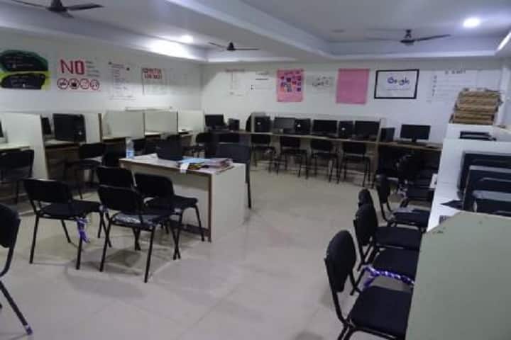 Shiv Shankar College of Agricultural Engineering and Technology campus in Karjat, Maharashtra, India — photo 2