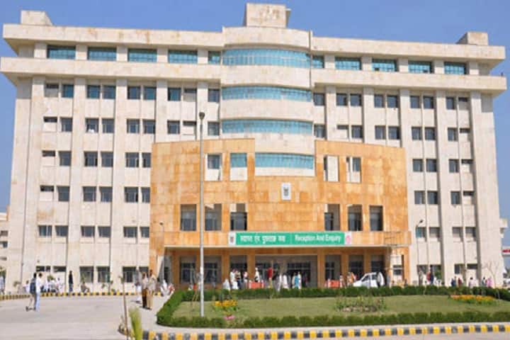 BPS Goverment Medical College campus in Sonipat, Haryana, India — photo 1
