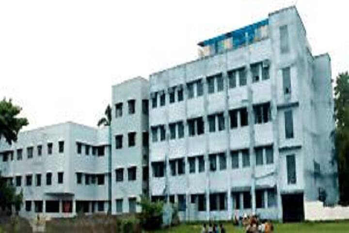 Dinabandhu Andrews College, Baishnabghata campus in Kolkata, West Bengal, India