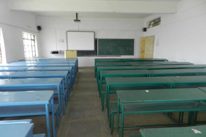 Shree Khasgateshwar College of Education campus in Talikoti, Karnataka, India — photo 4