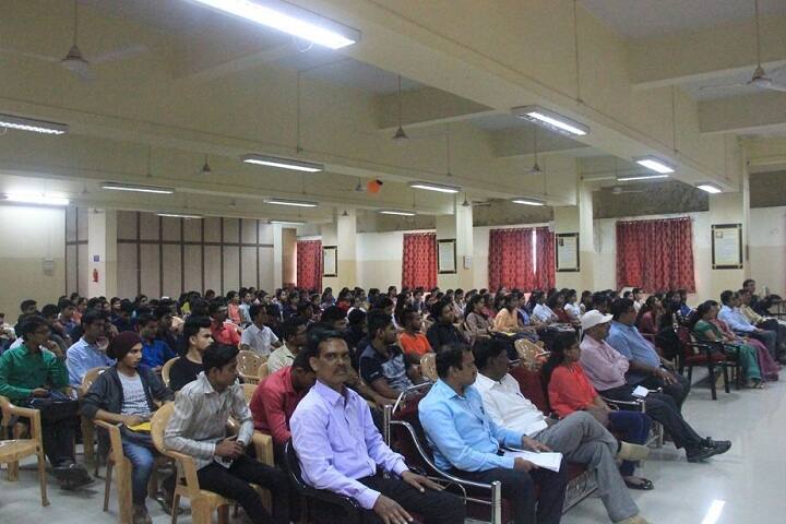 Modern College of Commerce and Computer Studies campus in Pune, Maharashtra, India — photo 5