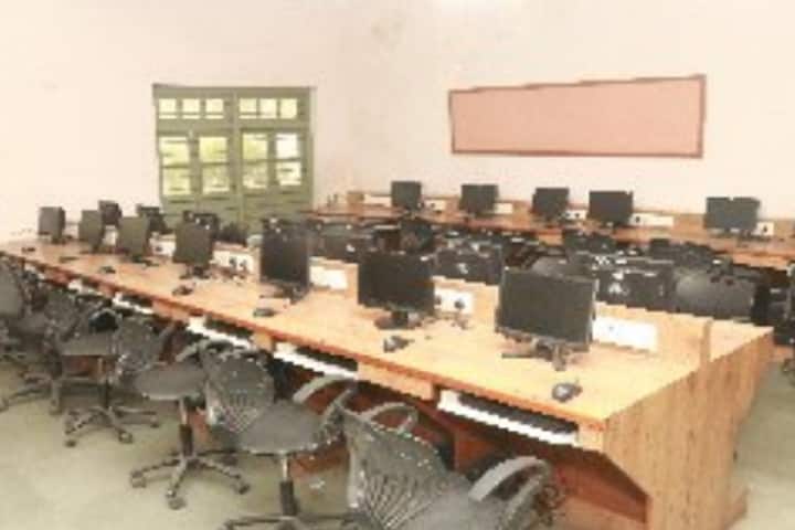 MES College of Performing Arts campus in Pune, Maharashtra, India — photo 5