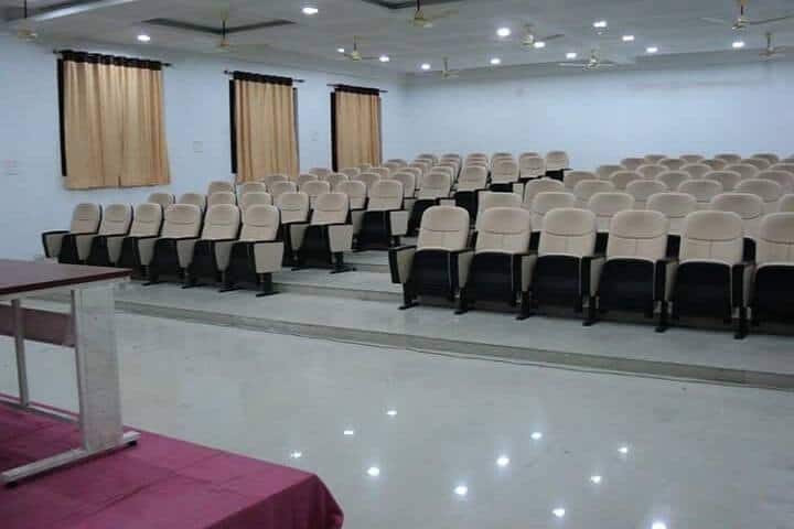 Manav School of Engineering and Technology campus in Akola, Maharashtra, India — photo 3