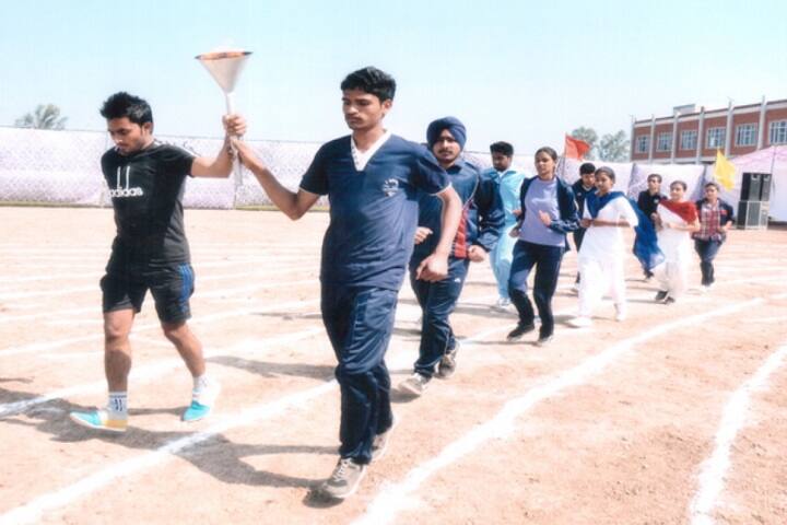 University College campus in Patiala, Punjab, India — photo 4