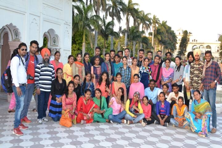 University College campus in Patiala, Punjab, India — photo 5