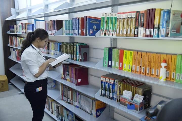 Deogiri Institute of Technology and Management Studies campus in Aurangabad, Maharashtra, India — photo 3