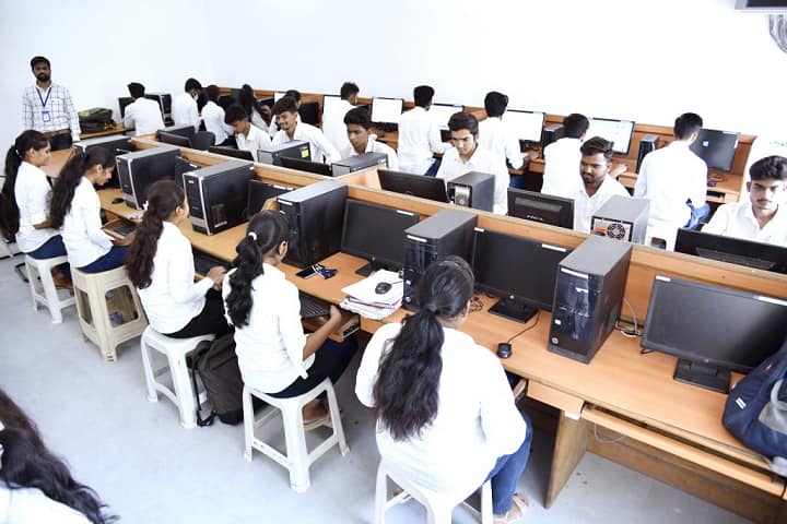 Deogiri Institute of Technology and Management Studies campus in Aurangabad, Maharashtra, India — photo 6