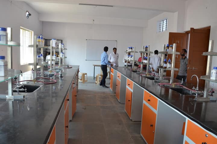 Shri Goraksha Arts Commerce and Science Senior College campus in Khamgaon, Maharashtra, India — photo 2