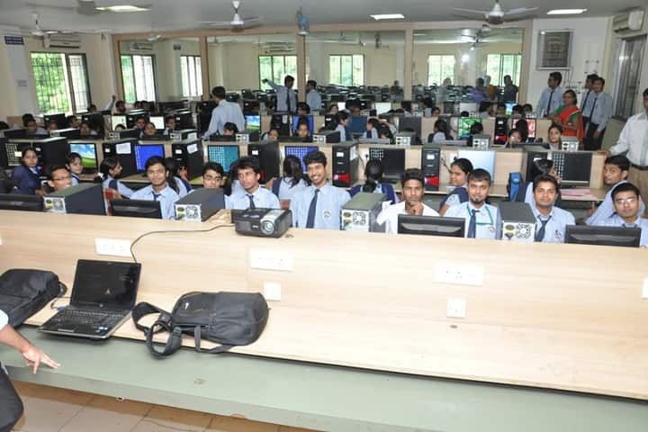 Priyadarshini Bhagwati College of Engineering campus in Nagpur, Maharashtra, India — photo 4