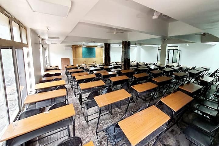 SAL Institute of Medical Sciences campus in Ahmedabad, Gujarat, India — photo 4