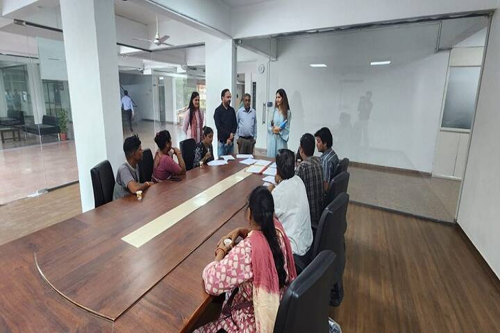 SAL Institute of Medical Sciences campus in Ahmedabad, Gujarat, India — photo 5