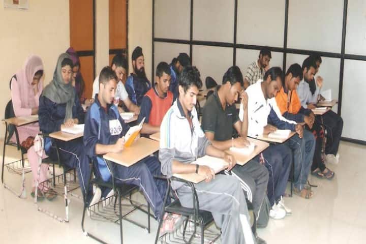 Sadguru Education Societys College of Physical Education campus in Jalgaon, Maharashtra, India — photo 2
