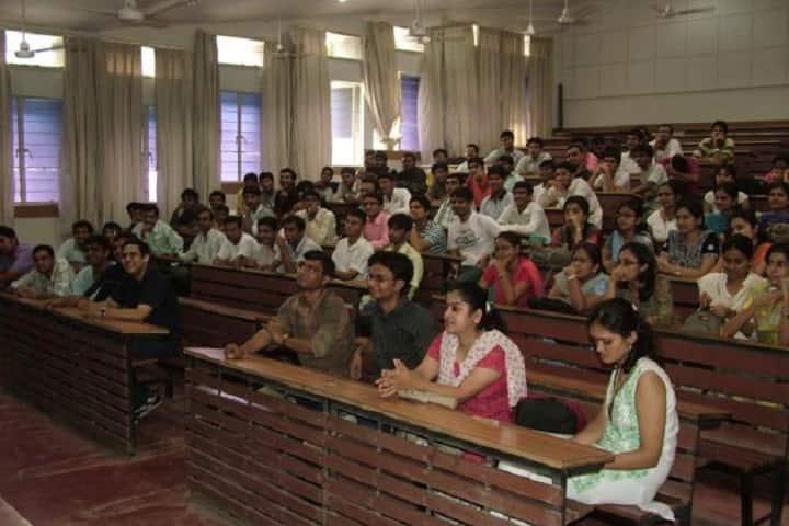 Pramukhswami Medical College campus in Anand, Gujarat, India — photo 5