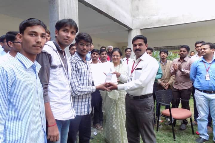 Shriram Institute of Engineering and Technology Centre campus in Paniv, Maharashtra, India — photo 4