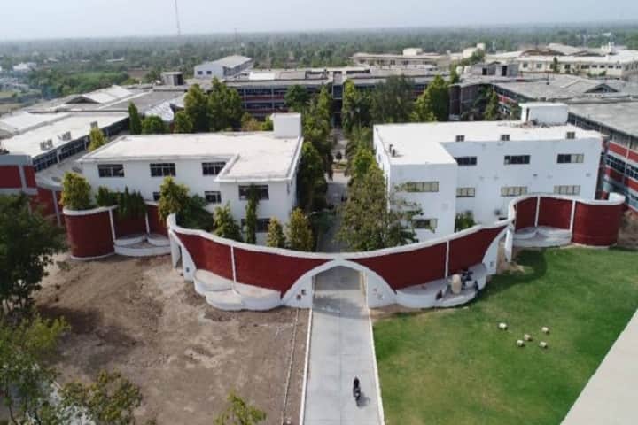 Nootan Medical College and Research Centre campus in Visnagar, Gujarat, India — photo 1