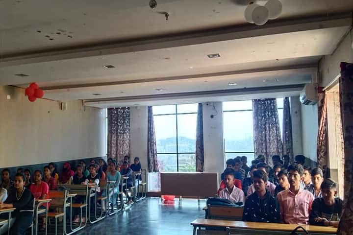 Chetan College of Commerce campus in Hubli, Karnataka, India — photo 3