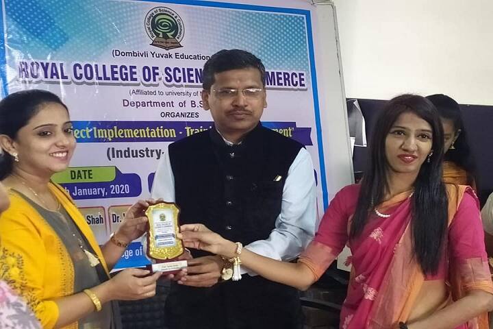 Royal College of Science And Commerce campus in Dombivli, Maharashtra, India — photo 5