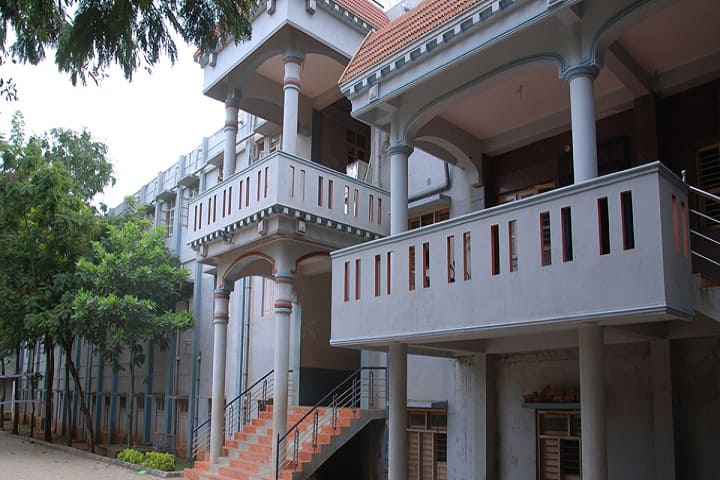 Srisaila College of Education campus in Harihar, Karnataka, India — photo 1