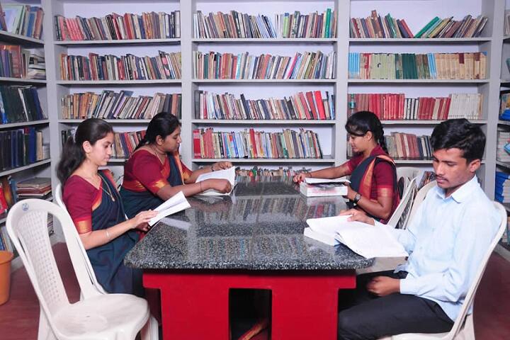 Hasanamba College of Education campus in Hubli, Karnataka, India — photo 3
