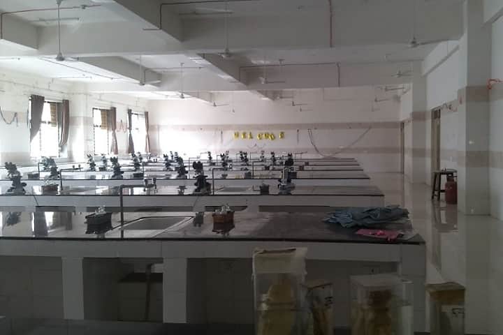 Medical College campus in Vadodara, Gujarat, India — photo 3