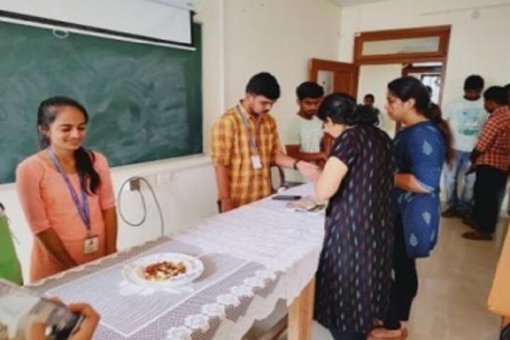 St Joseph Vaz College campus in Mormugao, Goa, India — photo 6