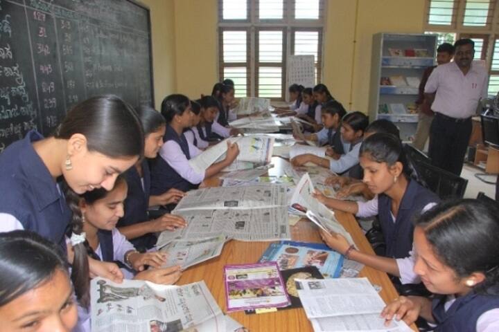 Government First Grade College campus in Banavara, Karnataka, India — photo 3